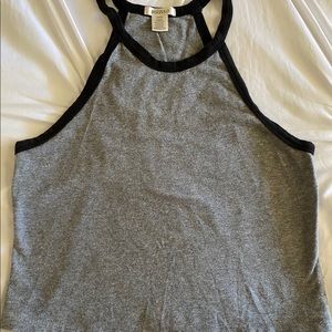 gray crop top